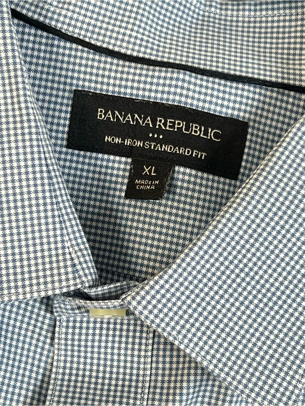 Banana Republic Men’s XL Non-Iron Standard Fit Blue Check Button Down Shirt